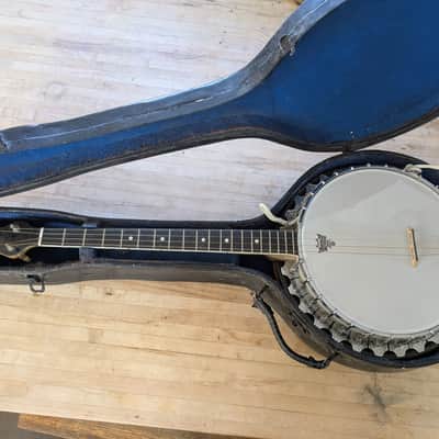 Vega little wonder tenor jazz banjo 1928. with resonator and OHSC image 2
