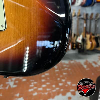 Fender   Stratocaster Deluxe Roadhouse image 8