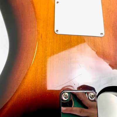 Immagine Fender Stratocaster American Vintage 62 Sunburst 2000 - 15