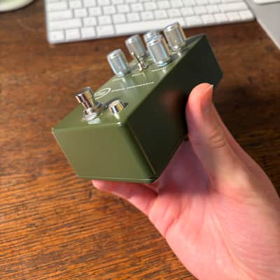 Case Study Effects Studio Compressor 2024 - Present - Moss Green image 3