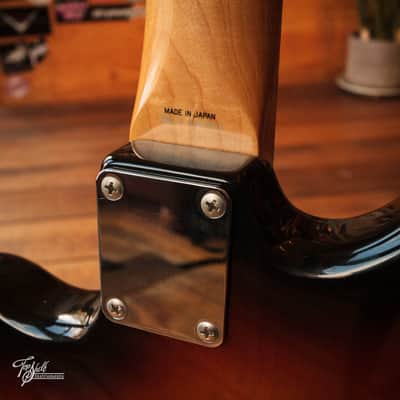 Fender Japan Bass VI Sunburst 1996 image 13