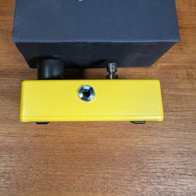 MXR M148 Micro Chorus 2005 - Present Yellow image 3