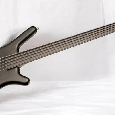 Warwick RockBass Corvette $$ | 5-String | Nirvana Black Transparent Satin | Fretless image 2