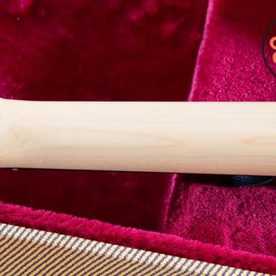 2025 Fender Japan MIJ Traditional 60s Mustang White Pearl Matching Headstock Gold Hardware image 9