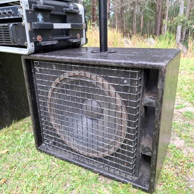 PA system portable EV SX200 tops, EV TL606 subs, Crest 7001 amps, DBX crossover Electrovoice 1990's image 3