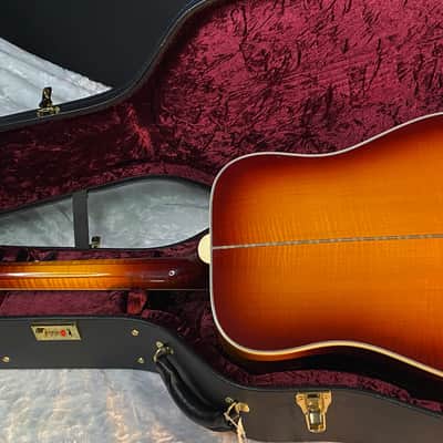NEW! Gibson Custom Shop Dove - Doves In Flight - Made 2 Measure - Custom Ordered in Autumnburst Finish - Authorized Dealer - 5 lbs - G06614 image 25