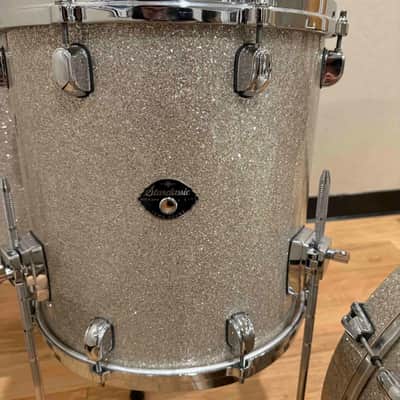 ~WOW!~ TAMA Starclassic Performer 6-Piece 10/12/14/16/22/22 Double Bass Drum Kit Set in Vintage Silver Glitter with RoadRunner Soft Bags (Rm 4) image 7