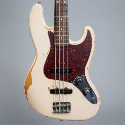 Fender Flea Artist Series Road Worn Signature Jazz Bass 2016