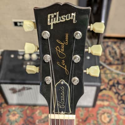 Gibson Les Paul Classic 2004 - Honey Burst image 5