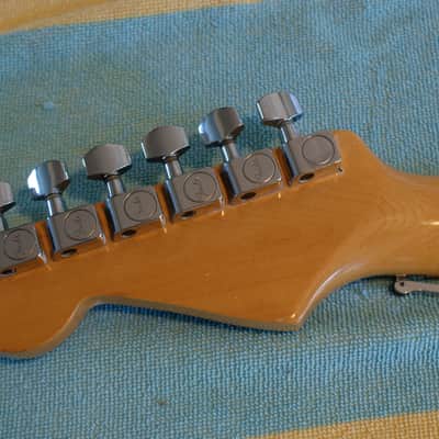 FENDER MIJ FENDER SYSTEM 3 NECK WITH LOCKING LEVER NUT LATER 1980'S MAPLE/ROSE NECK CHROME LEVER NUT image 9