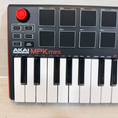 Akai MPK Mini MKII 25-Key USB MIDI Controller w/ Box & USB Cable 2014–2020 imagen 4