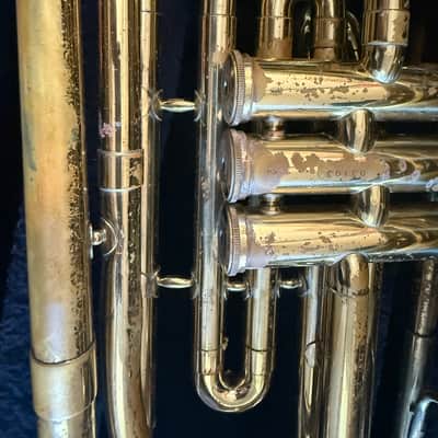 Boosey & Hawkes Marching baritone with case and mouthpiece image 6