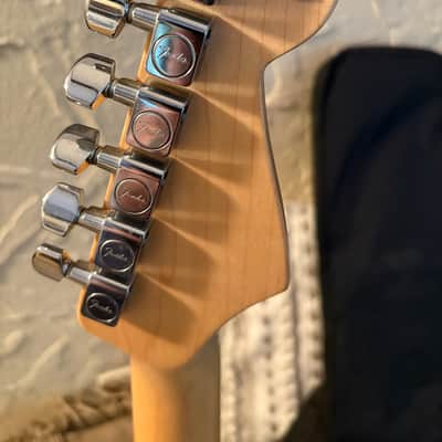 Fender Classic Series '60s Stratocaster with Rosewood Fretboard 1999 - 2016 - Black image 3