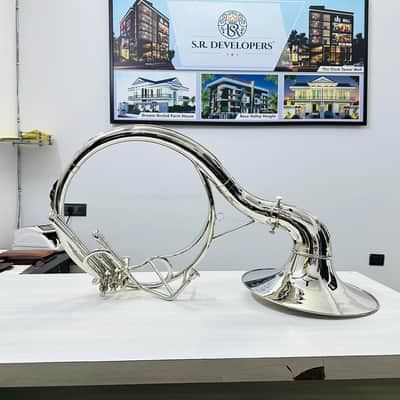 22” BBb Silver Brass Sousaphone – 3 Valve – High Polish Finish – With Case & Mouthpiece – New image 3