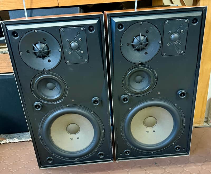 Vintage Bang & Olufsen Beovox S75 Type 6313 Rosewood Speakers; Tested SEE VIDEO image 1