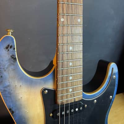 Michael Kelly Custom Collection '60s Burl Ultra Electric Guitar, Pau Ferro Fingerboard image 13