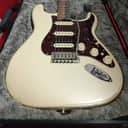 Fender American Elite Stratocaster HSS Shawbucker with Ebony Fretboard 2016 - 2019 - Olympic Pearl