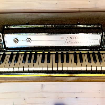 Wurlitzer 200A Electric piano,  rerfurbised in custom black and gold sparkle image 21