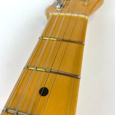 Fender American Professional II Telecaster with Maple Fretboard - 3-Color Sunburst Clean With Original Hardshell Fender ATA Travel case , Papers, Bridge cover, etc. image 4