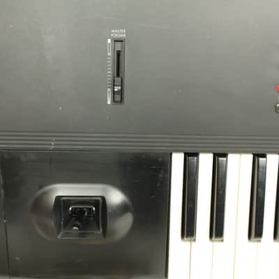 Korg M1 61-Key Music Workstation Synthesizer image 11