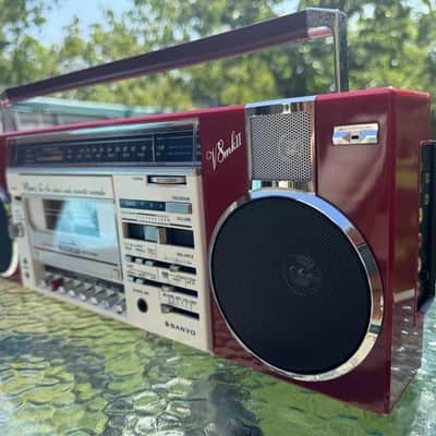 SANYO MR-V8MK Rare Vintage Mint Boombox Warranty 220V Fully Working Serviced image 6
