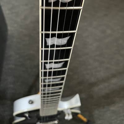 ESP LTD Deluxe 2010 - Silver burst image 10