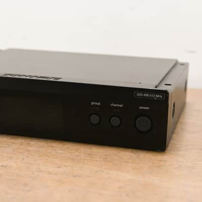 Shure P3T-G20 PSM 300 Wireless Transmitter - G20 Band (NO POWER SUPPLY) CG013EA image 2