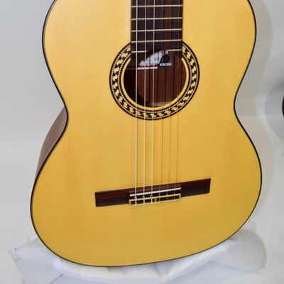 Prudencio Saez Model 60 Classical Acoustic Guitar, Natural w/ Case image 3