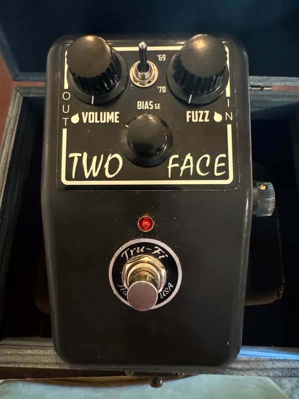 Tru-Fi Two Face ファズ Tru-Fi Two Face Fuzz Pedalboard Mini Version Guitar Pedal