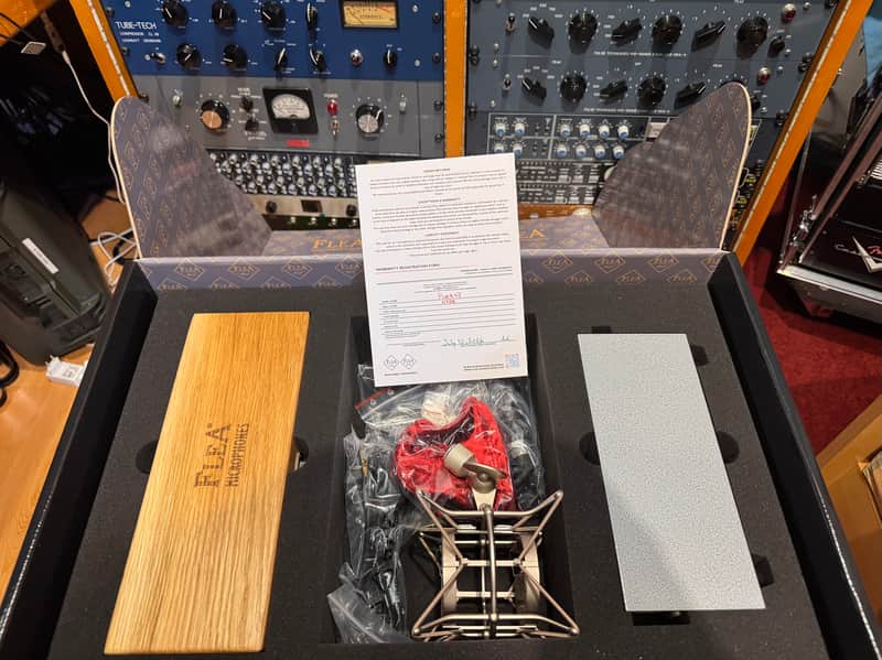 FLEA Microphones U47