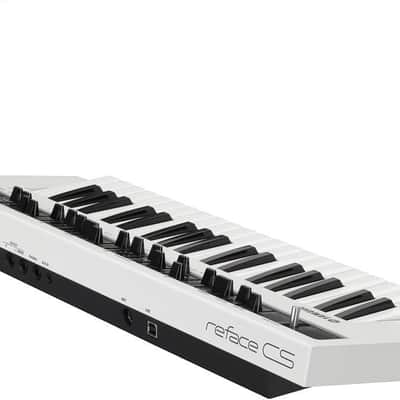 Yamaha REFACE CS Mobile-Mini Analog Modeling Synthesizer With Built-In Speakers image 2