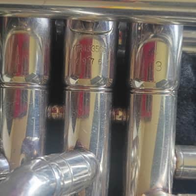 Yamaha YTR-4335GII Intermediate Bb Trumpet Silver Plated w/ Case - Silver image 9