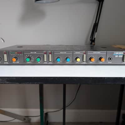 Boss DE-200 Rack Mount Digital Delay Effects Unit – Used image 1