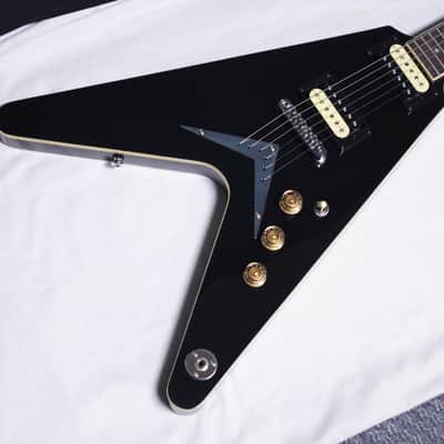 DEAN V 79 electric GUITAR Classic Black CBK V79 New w/ Hard Case image 4