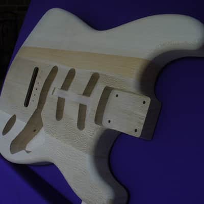 Exotic '62 S-Style Quarter Sawn American Sycamore Guitar Body for Strat® Neck Natural _ Made in USA_ image 3