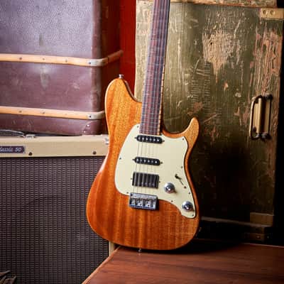 Mano Guitars "The Iconic" - Slightly Aged image 7