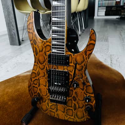 COLLECTOR'S ALERT! 1990 Ibanez USA Custom UCMD "Serpent"! image 4