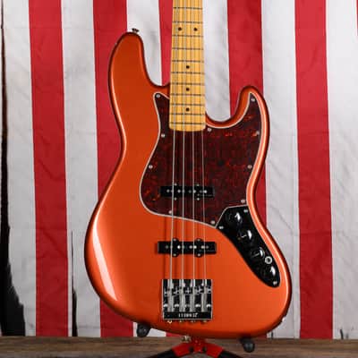 Fender Player Plus Active Jazz Bass - Aged Candy Apple Red Bild 1