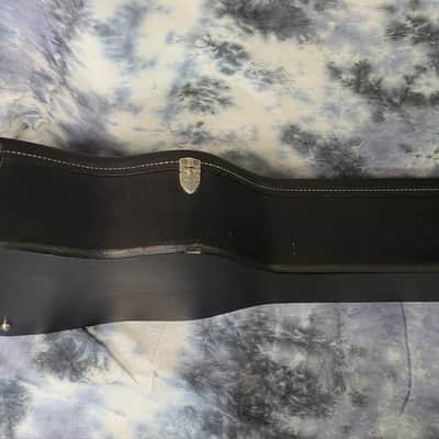 Vintage RARE 1965 Gibson or Martin Victoria Hard Shell Guitar Case 15 Inch Black Gold image 4