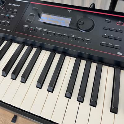 Immagine Roland Juno DS-88 88 Key Synthesiser - 3
