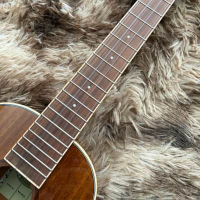 Kala KA-KCG Hawaiian Koa Series Concert Ukulele - Gloss Natural image 4