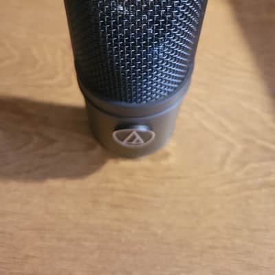 Audio-Technica AT4040 Large Diaphragm Cardioid Condenser Microphone 2010s - Black image 3