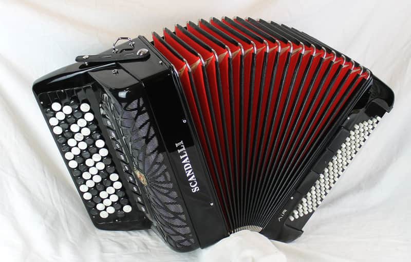 NEW Black Scandalli Air Junior C Chromatic Button Accordion C LMMM 67 96