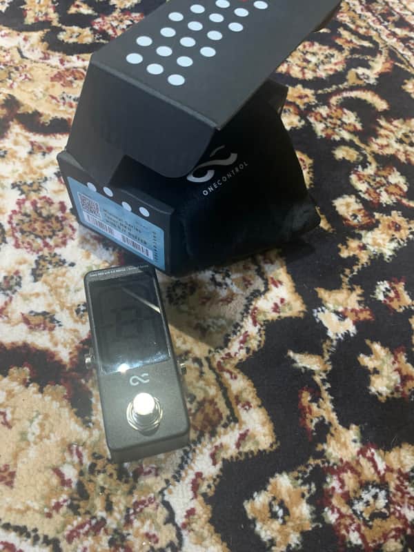 One Control Tuning Pedal with BJF Buffer image 1