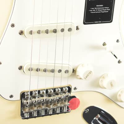 Fender Vintera III Late '60s Stratocaster Olympic White Maple Fingerboard image 3