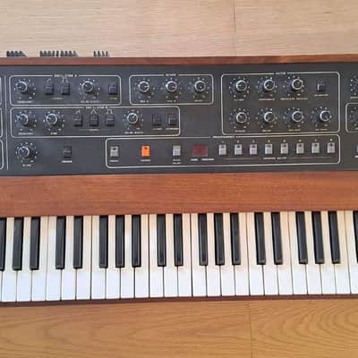 Sequential Prophet 5 Rev3.3 - 120 programs with MIDI and flightcase image 1