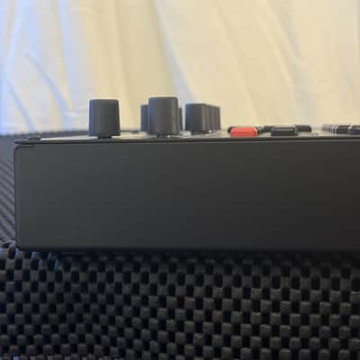 Elektron Syntakt 12 Voice Drum Computer & Synthesizer - Black image 10