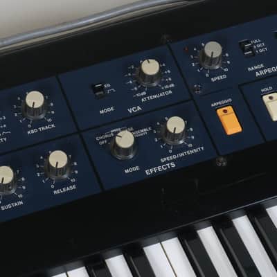 Korg PolySix polyphonic programmable synthesizer + CHD MIDI in + new battery image 6