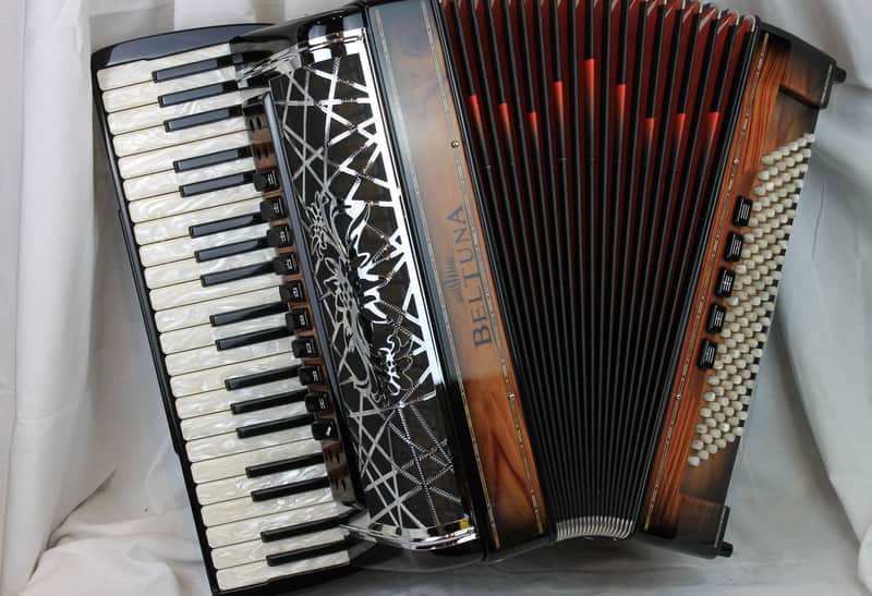 NEW Rosewood Beltuna Alpstar IV M Piano Accordion LMMM 41 120 image 1