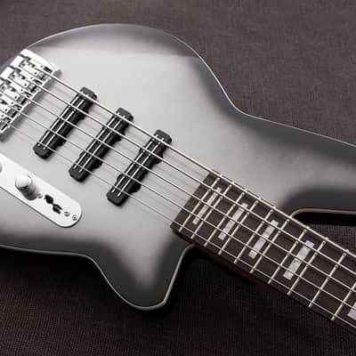 Reverend Triad 5 Bass Silver Burst image 4